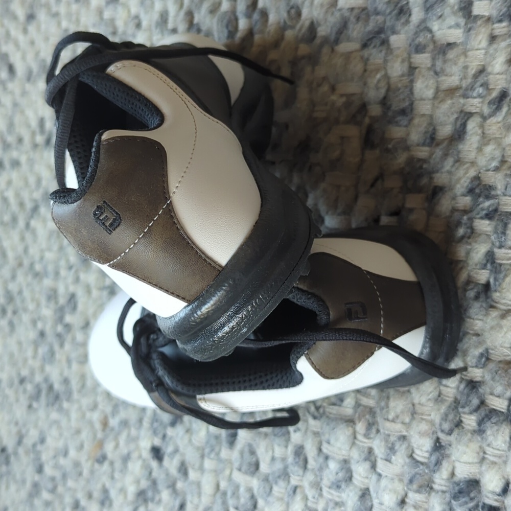 FootJoy GreenJoys Golf Shoes - Picture 5 of 9